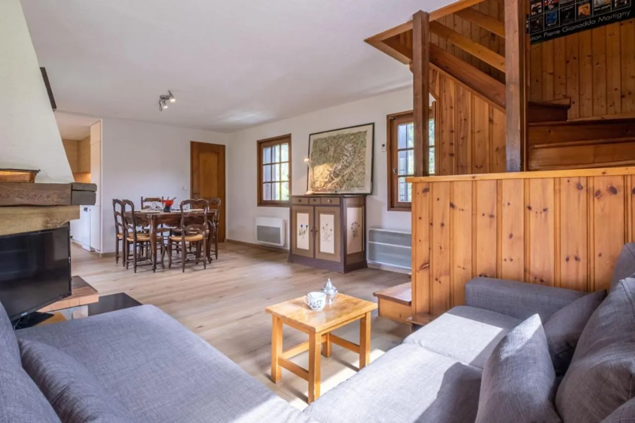 Family Chalet With Sublime Views Of Mont Blanc Chamonix France