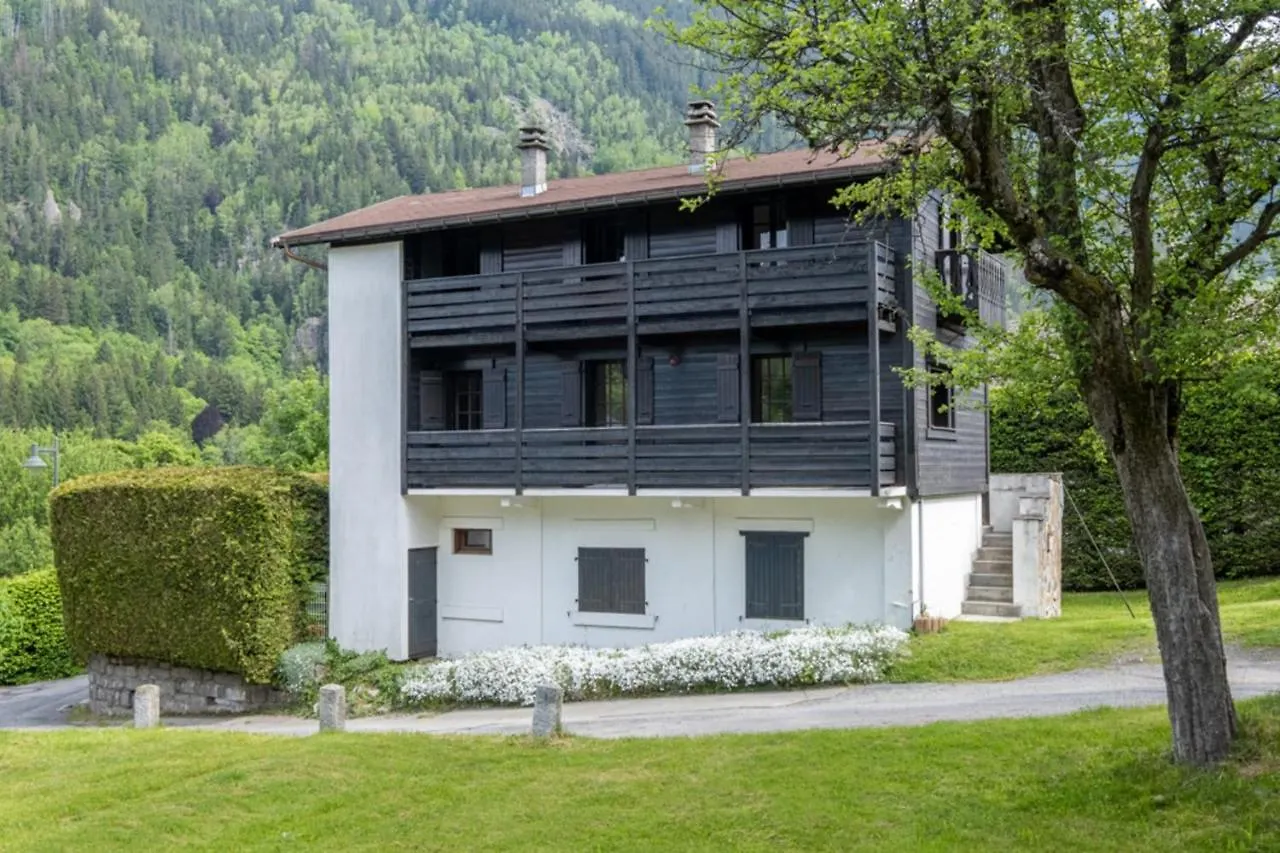 Family Chalet With Sublime Views Of Mont Blanc Chamonix