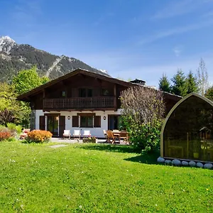  Chalet Les Praz - 280sqm - Sauna Cinema Fitness - 5 Bedrooms In Heart Of Les Praz - By Cozee